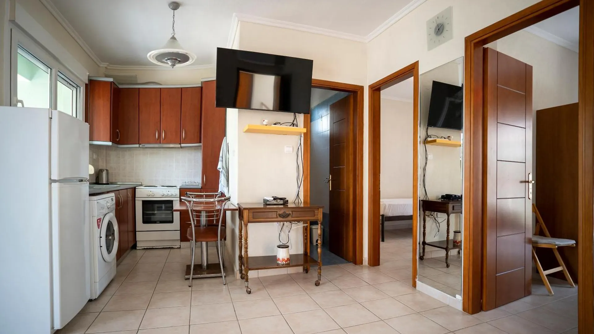 Poseidon Seaside By Golden Host Apartment Kalandra